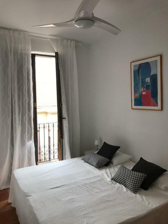 Ferienwohnung Im Zentrum Alicante Zewnętrze zdjęcie